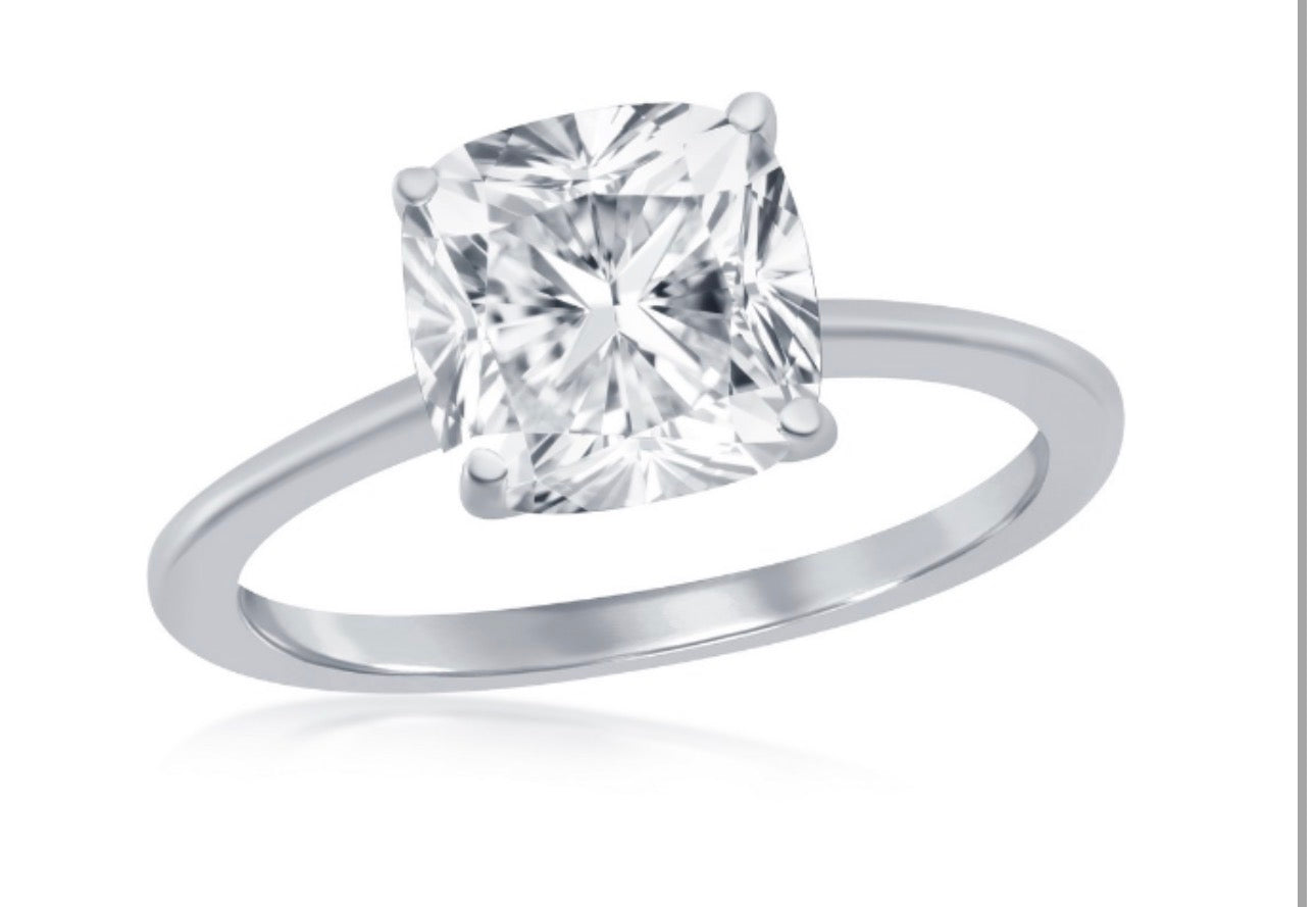 Sortija Four-Prong 8mm Cushion-Cut Engagement