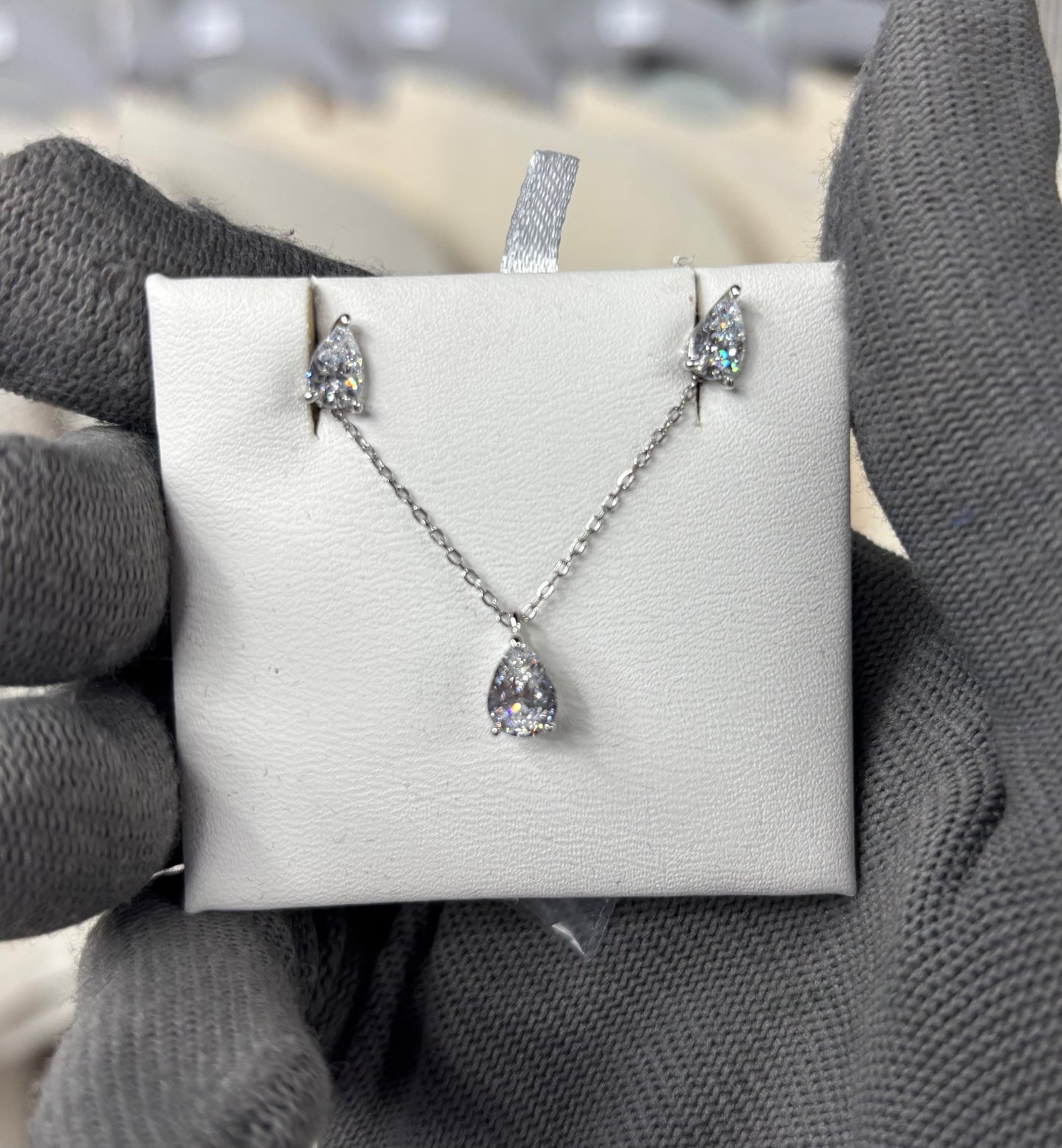 Set Cadena, pendant y pantallas en forma de Gota