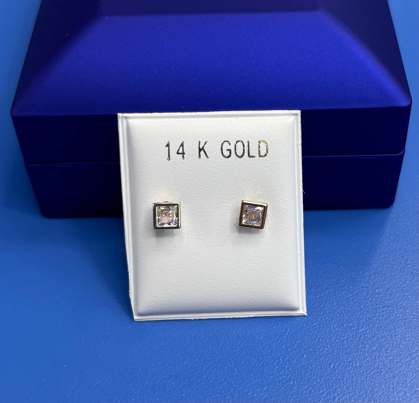 Pantallas Cuadradas 14k