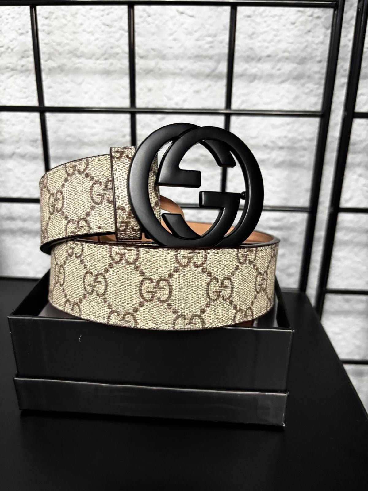 Correa Gucci