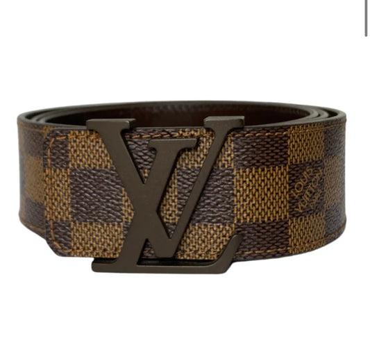 Correa LOUIS VUITTON CUERO CAFÉ